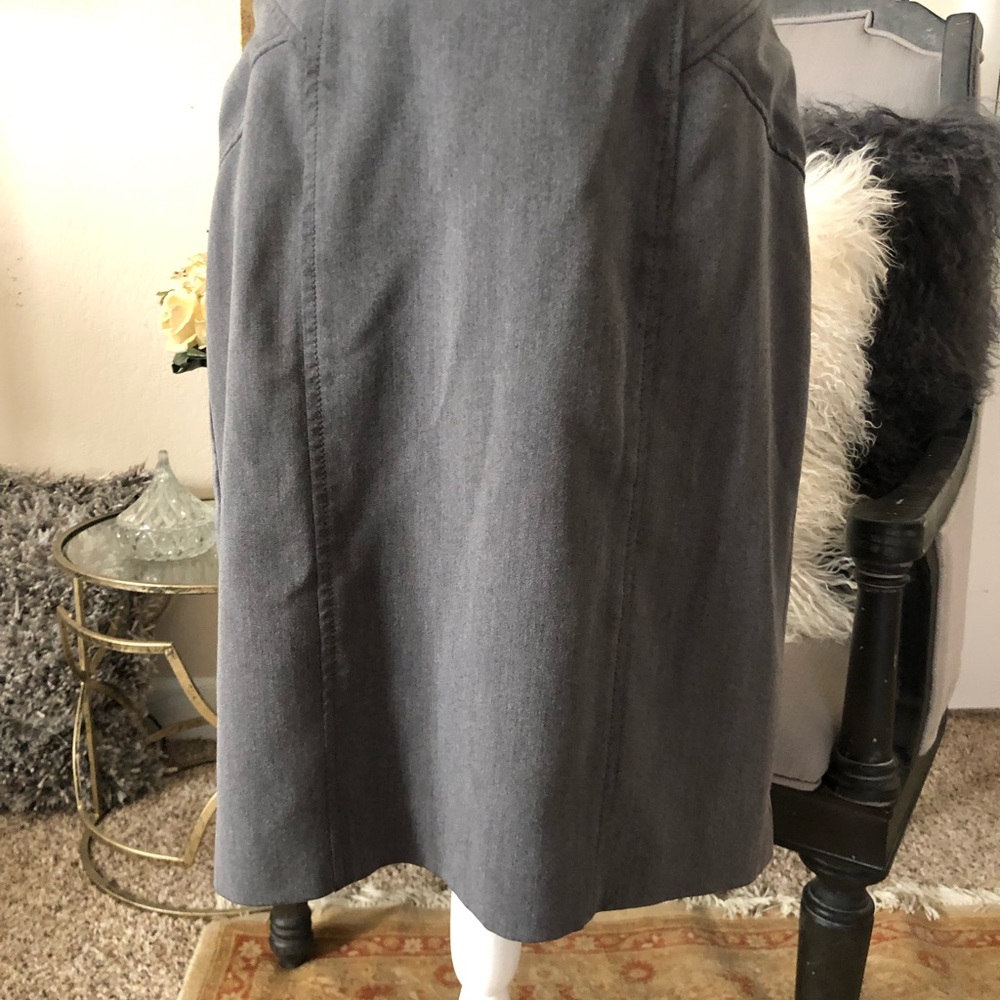 Anne Klein gray pencil skirt